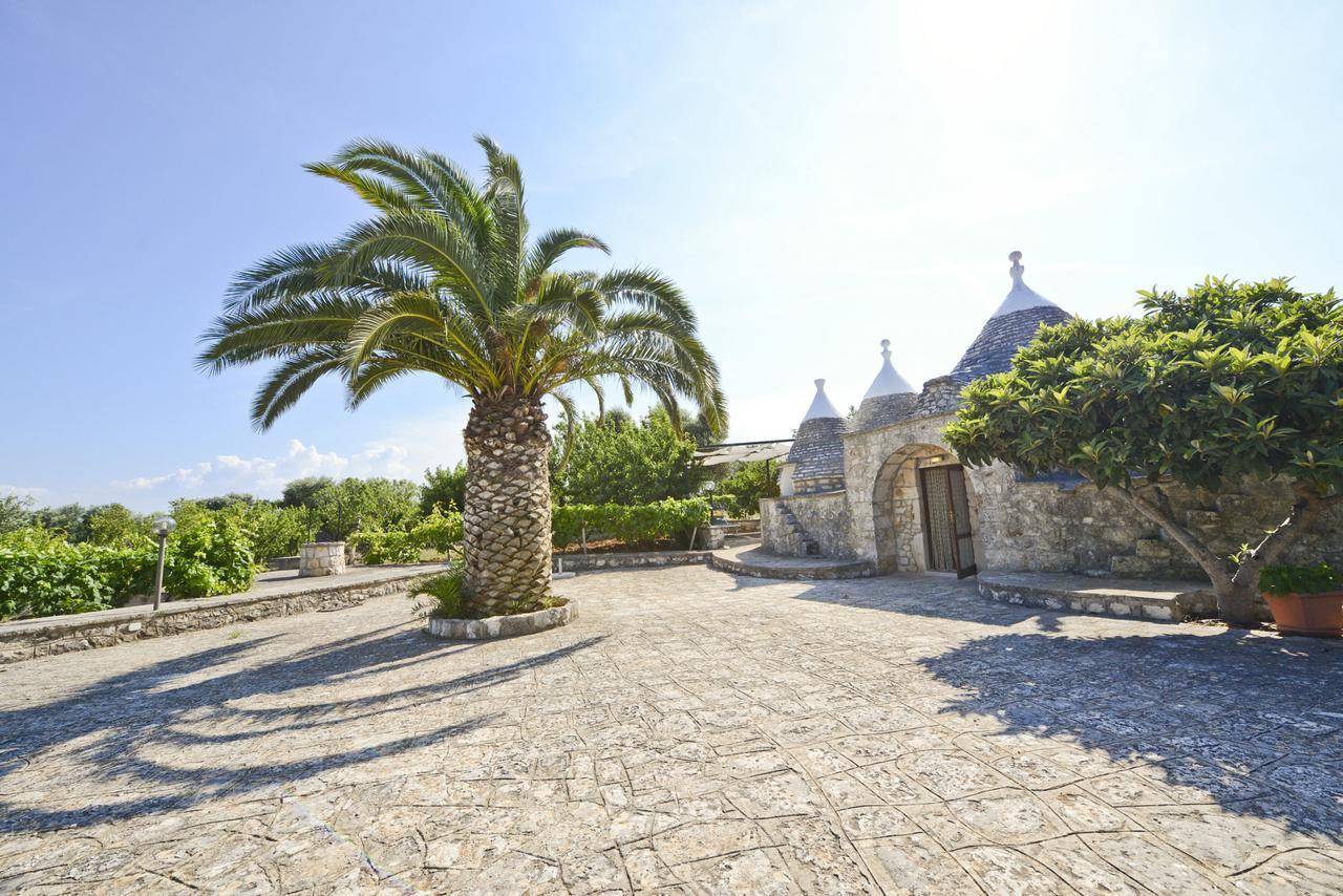 Villa I Trulli Del Ciliegio Con Giardino By Wonderful Italy Ostuni Exterior foto