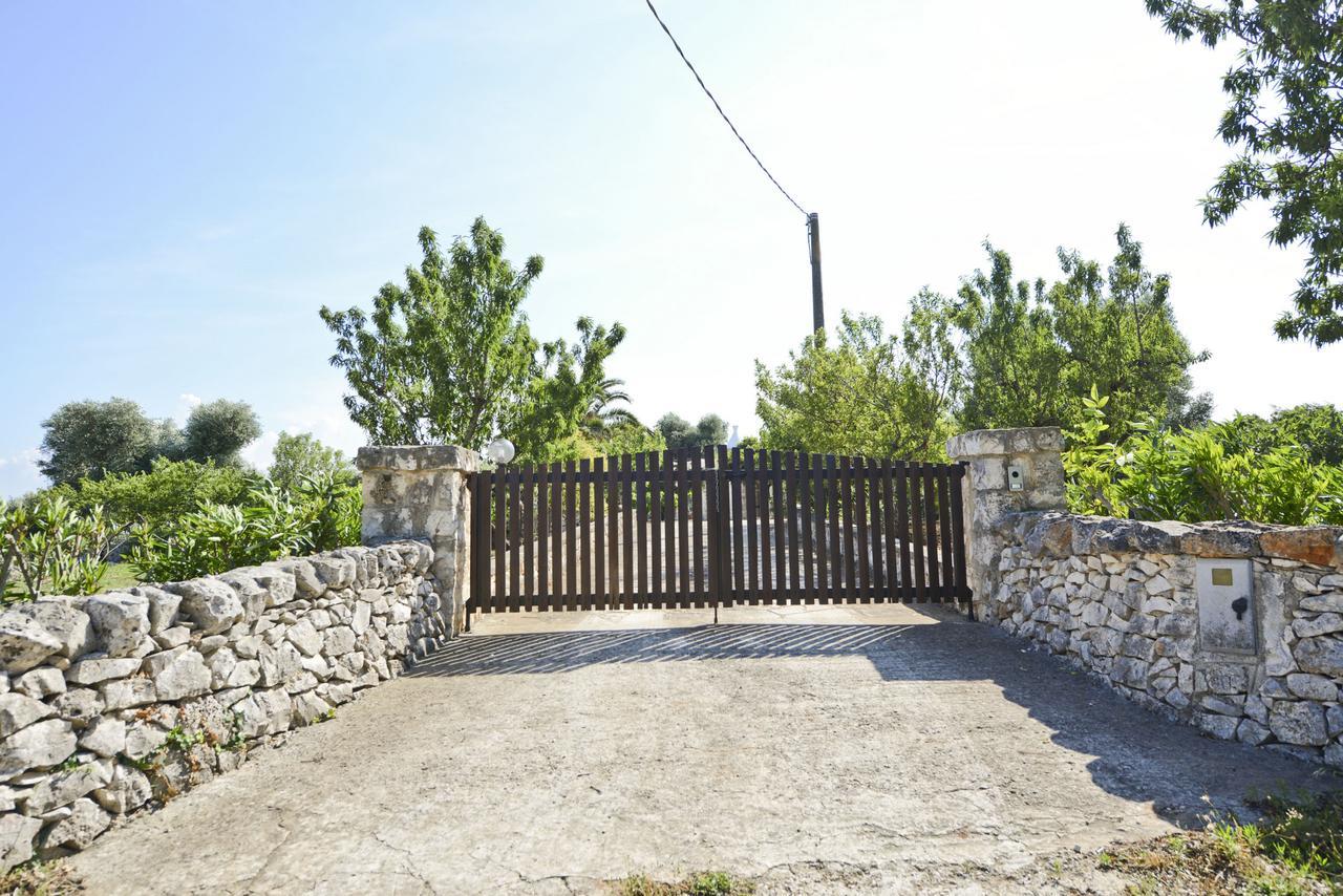 Villa I Trulli Del Ciliegio Con Giardino By Wonderful Italy Ostuni Exterior foto